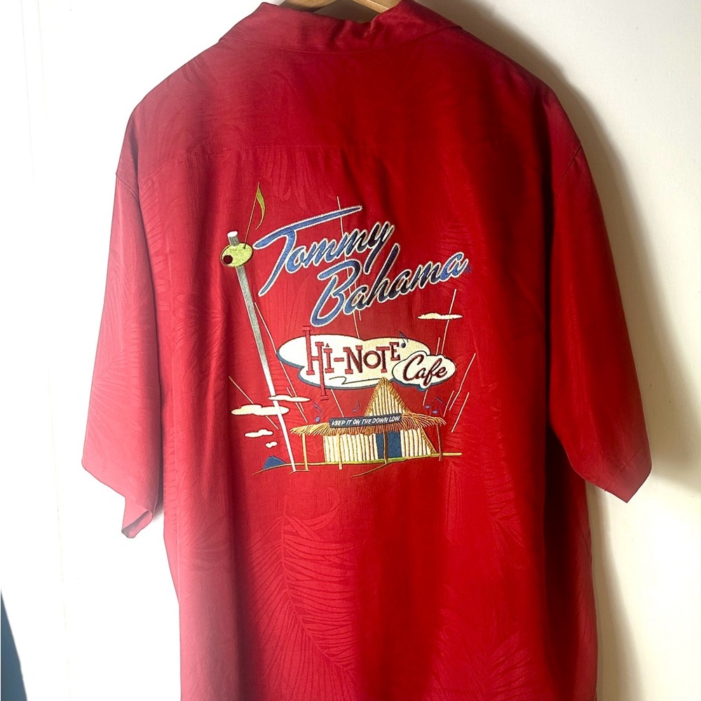 Vintage Tommy Bahama Vibrant Red Button-Up Shirt. Size L. Eclectic Grandpa